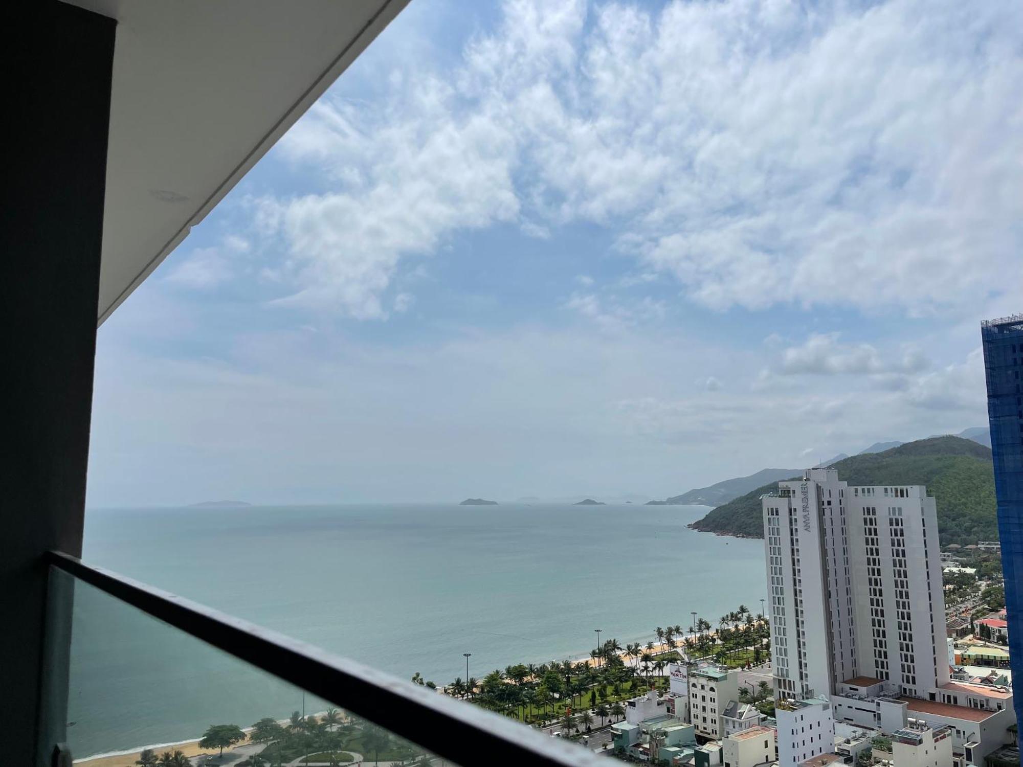 Flc Quy Nhon Seaview Condotel Exterior foto